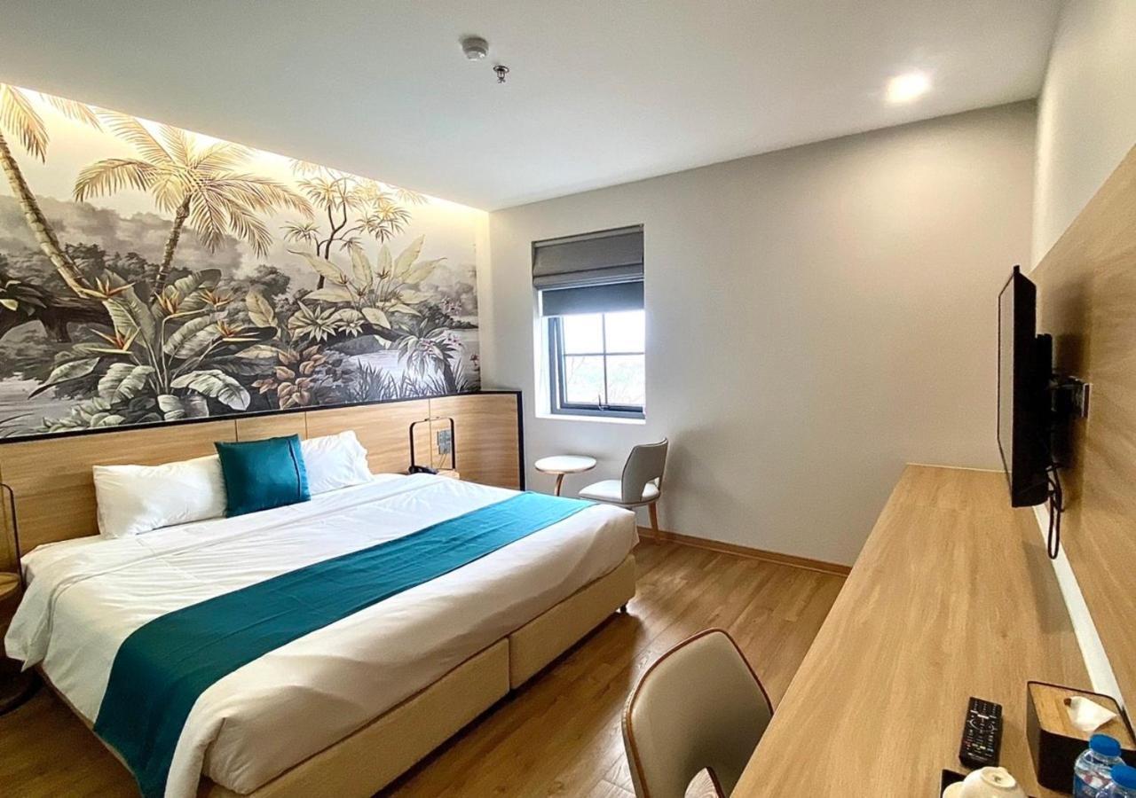 Milash Boutique Hotel Hạ Long Exterior foto
